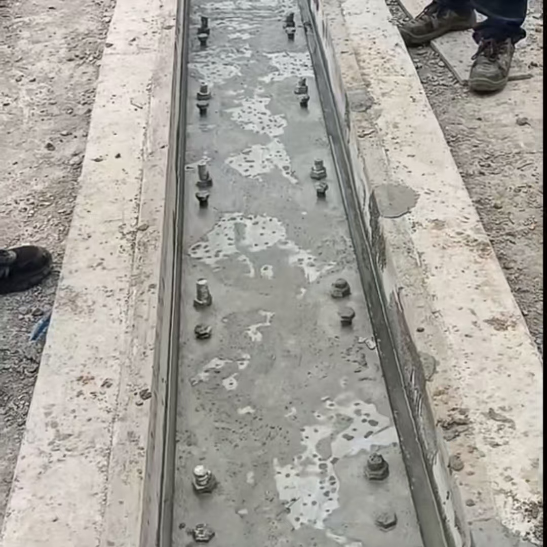 秀英环氧树脂轨道胶泥是什么？用在哪里？
